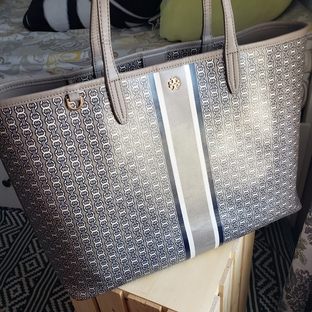 Tory Burch Gemini Link Tote